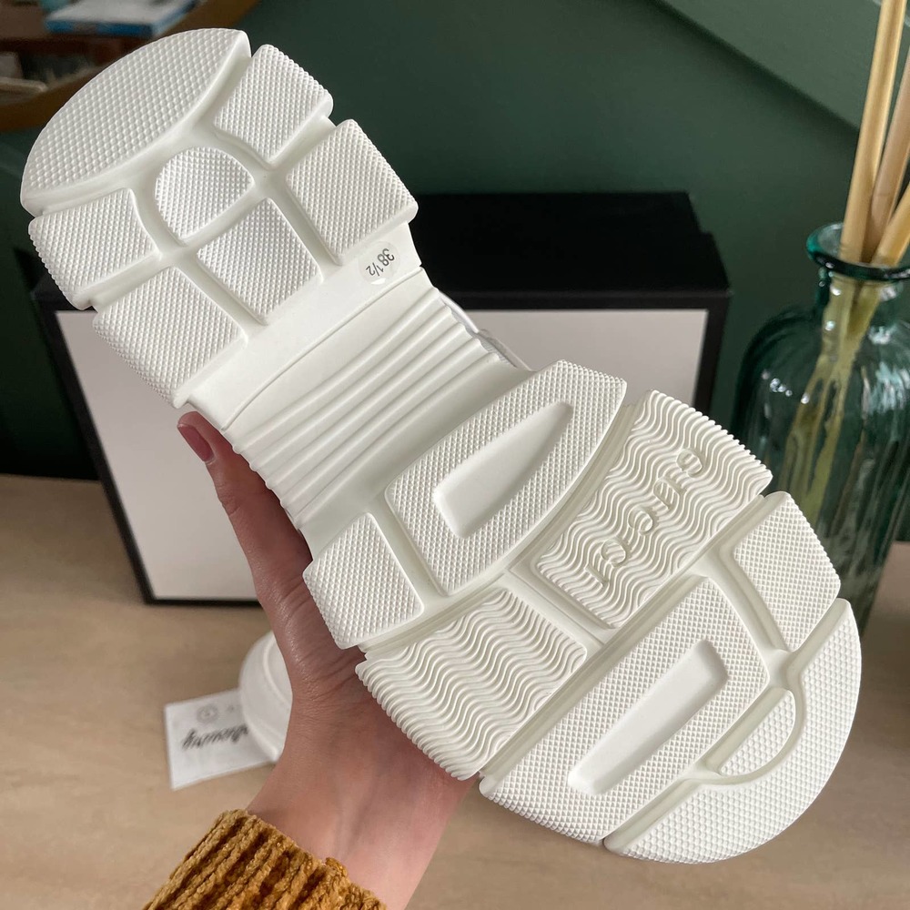 NEW Gucci Flasthrek Sneakers white 38.5 - Picture 7 of 9